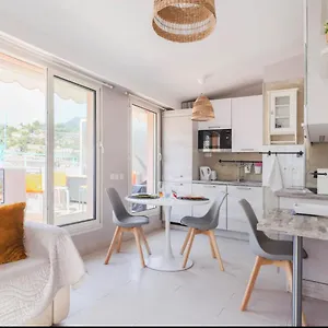 Appartement 2p - Terrasse - Parking -, Menton